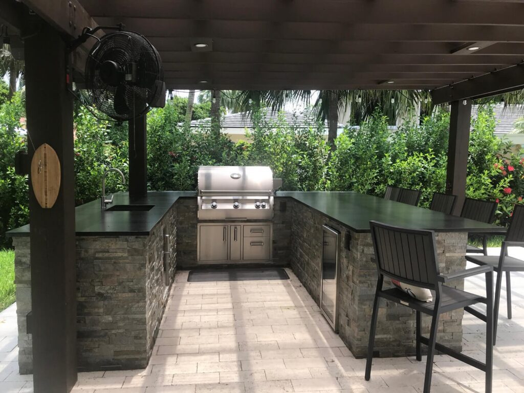 Outdoor Kitchens, Palm Beach County Hardscape Pros